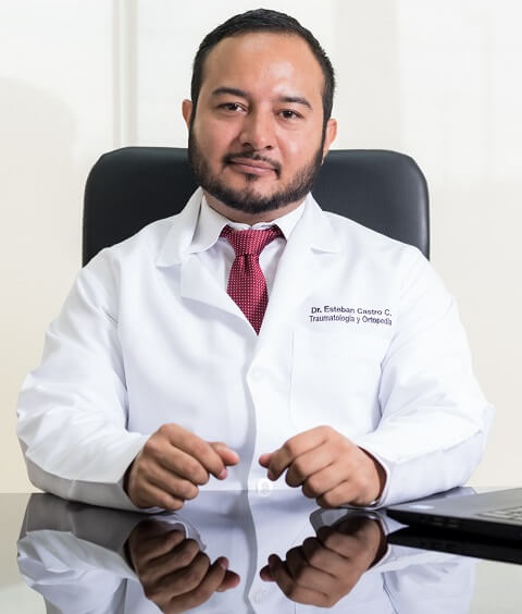 orthopedic traumatologist specialist in Knee surgery in guadalajara